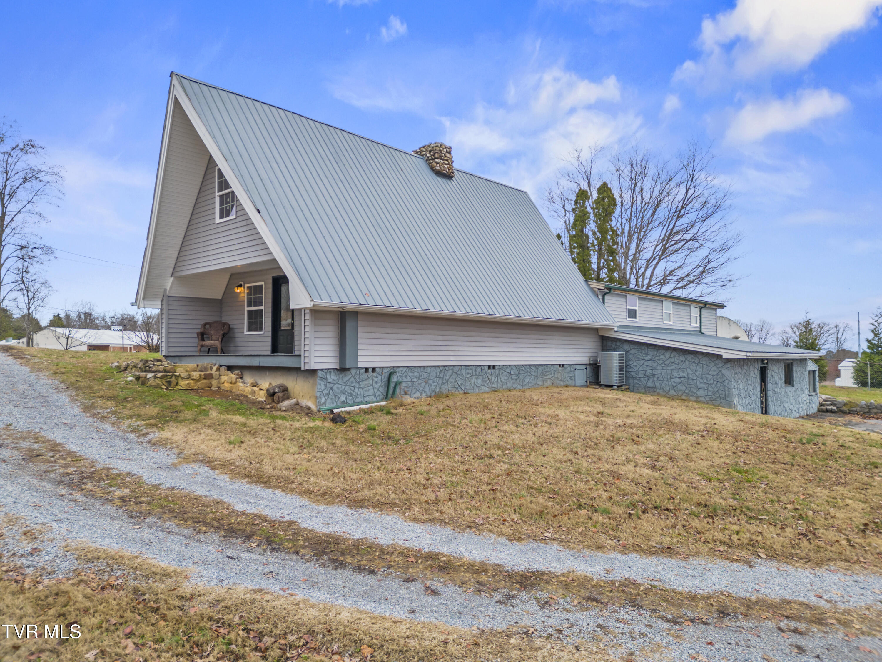 1054 Bolton Road Greeneville, TN 37745 - Photo 4 of 41 DJI_0015