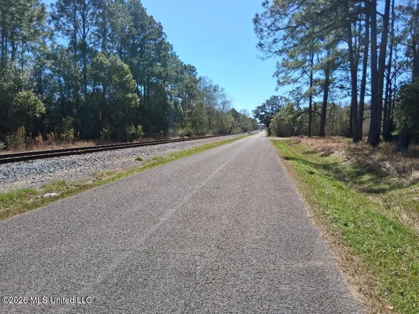 $60,000 | Mill Street, Moss Point, MS 39563