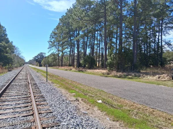 $60,000 | Mill Street, Moss Point, MS 39563