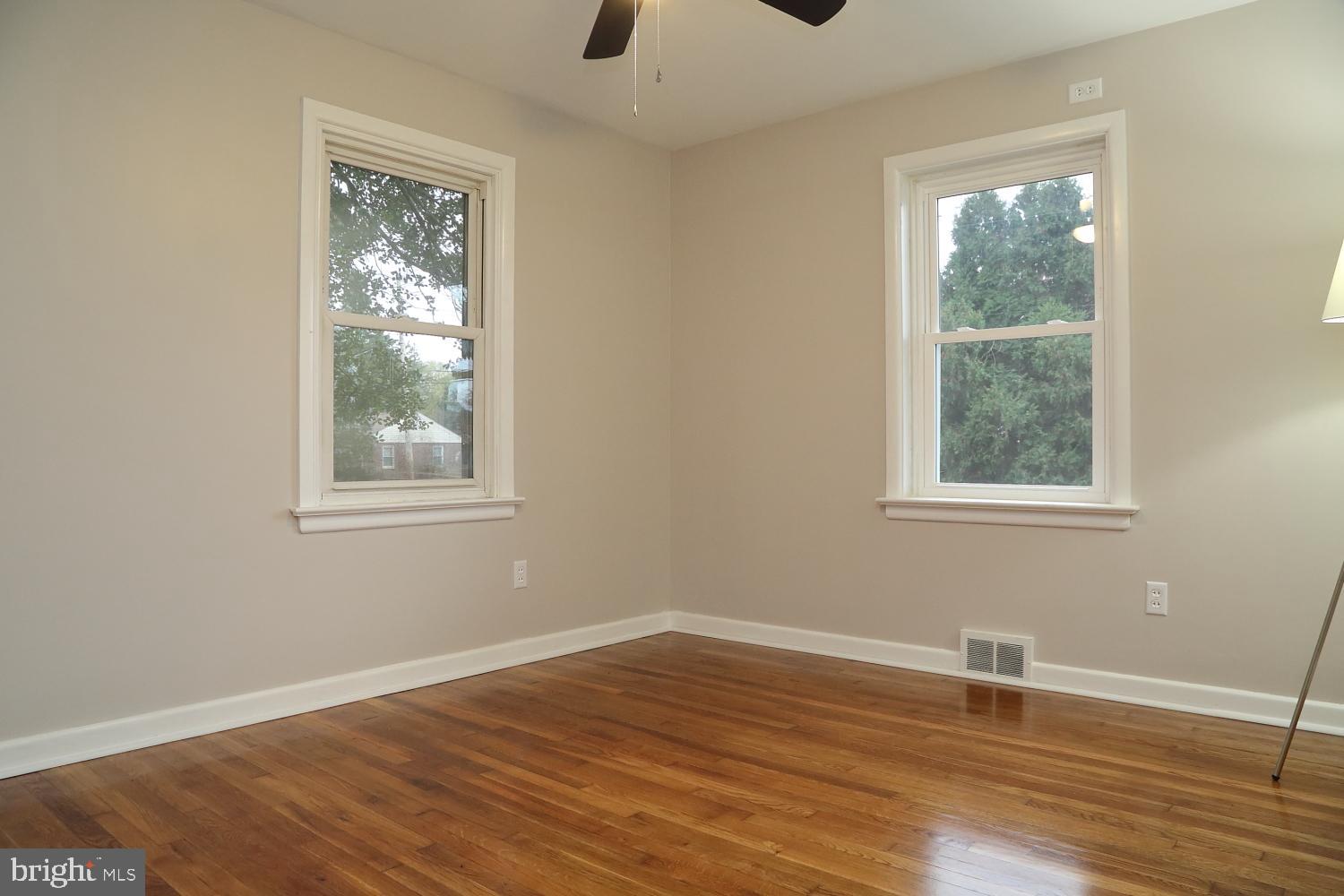 313 Dahlia Road Lancaster, PA 17602 - Photo 8 of 17 Gallery Image 8