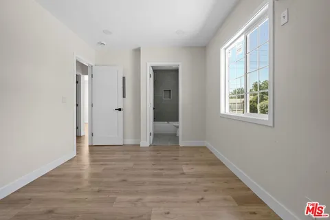 $1,375,000 | 21009 Saticoy Street, Canoga Park, CA 91304