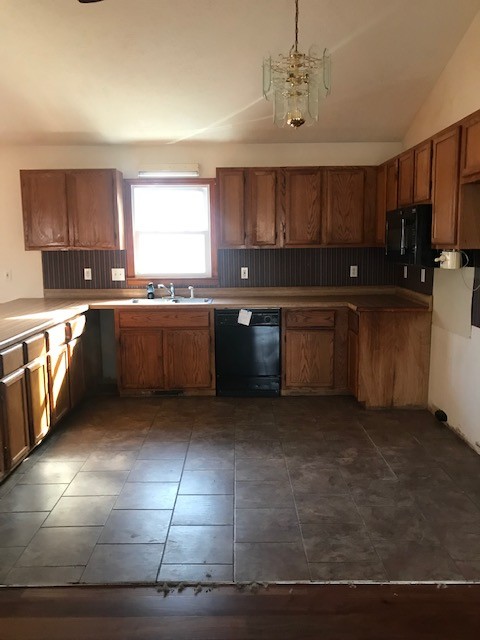 8336 Pinewood Road Lyles, TN 37098 - Photo 6 of 12