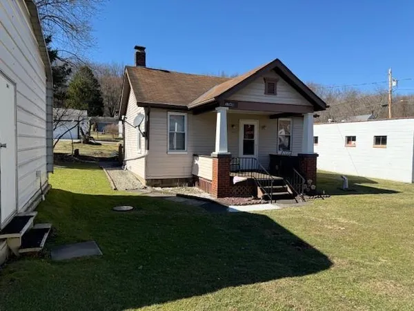 $275,000 | 1738-1740 Hancock Avenue, Apollo, PA 15613