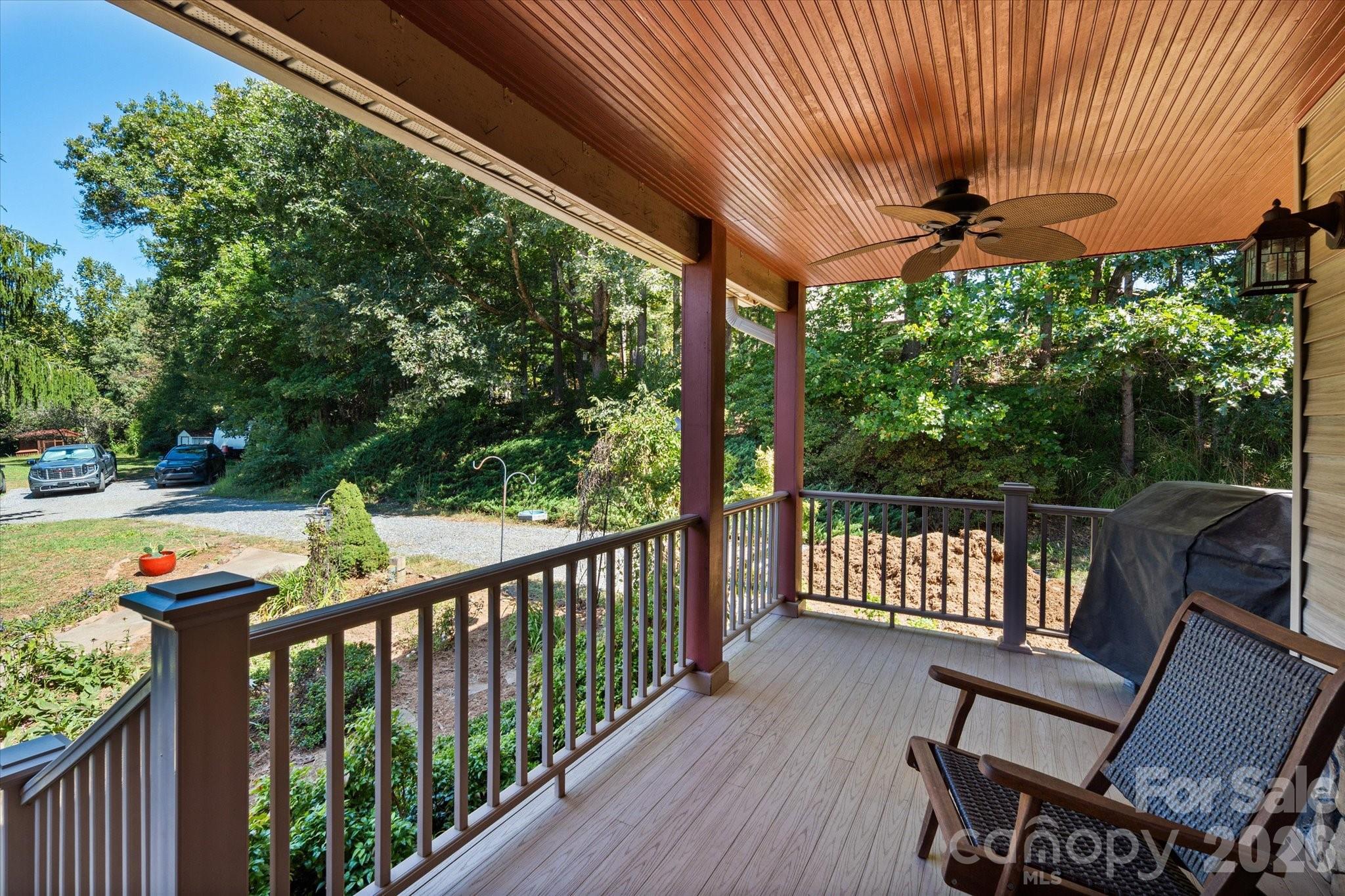 47 Sams Road Weaverville, NC 28787 - Photo 34 of 40 Gallery Image 34