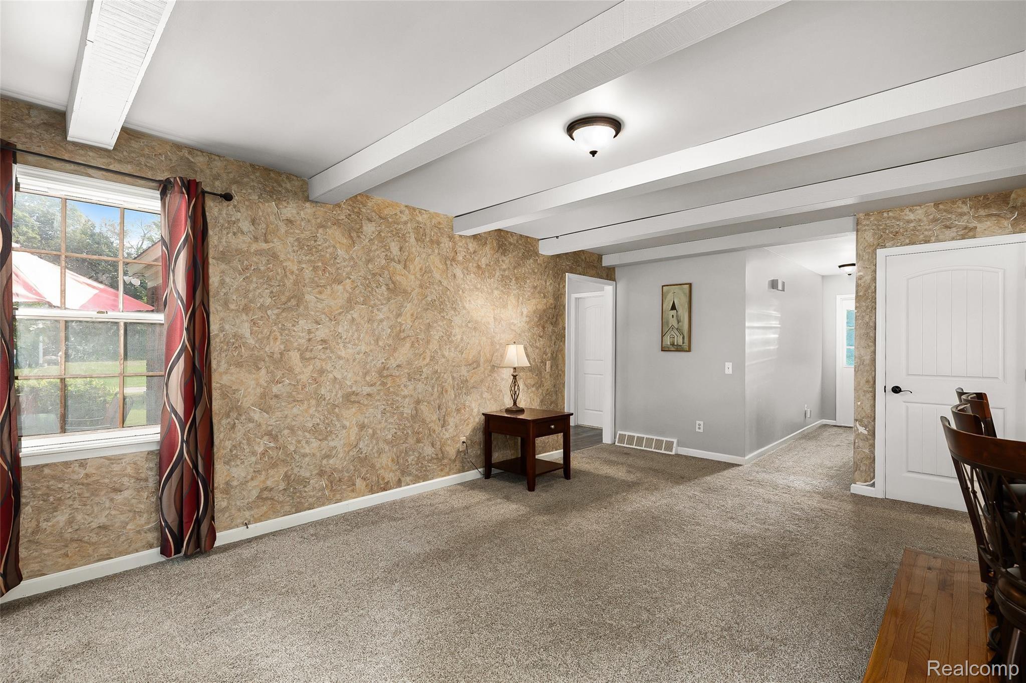 13895 Hibner Road Hartland, MI 48353 - Photo 23 of 43 Family room off front entry hall