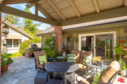 $3,495,000 | 28850 Countryside Drive, Agoura Hills, CA 91301