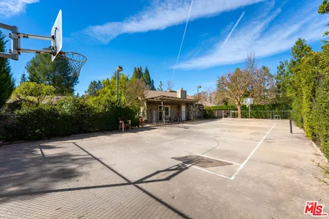 $3,495,000 | 28850 Countryside Drive, Agoura Hills, CA 91301