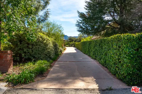 $3,495,000 | 28850 Countryside Drive, Agoura Hills, CA 91301