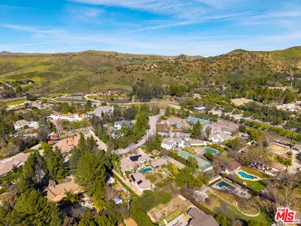 $3,495,000 | 28850 Countryside Drive, Agoura Hills, CA 91301