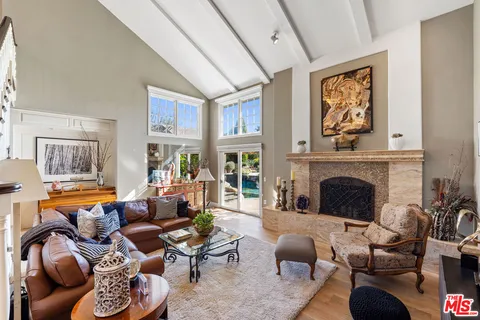 $3,495,000 | 28850 Countryside Drive, Agoura Hills, CA 91301
