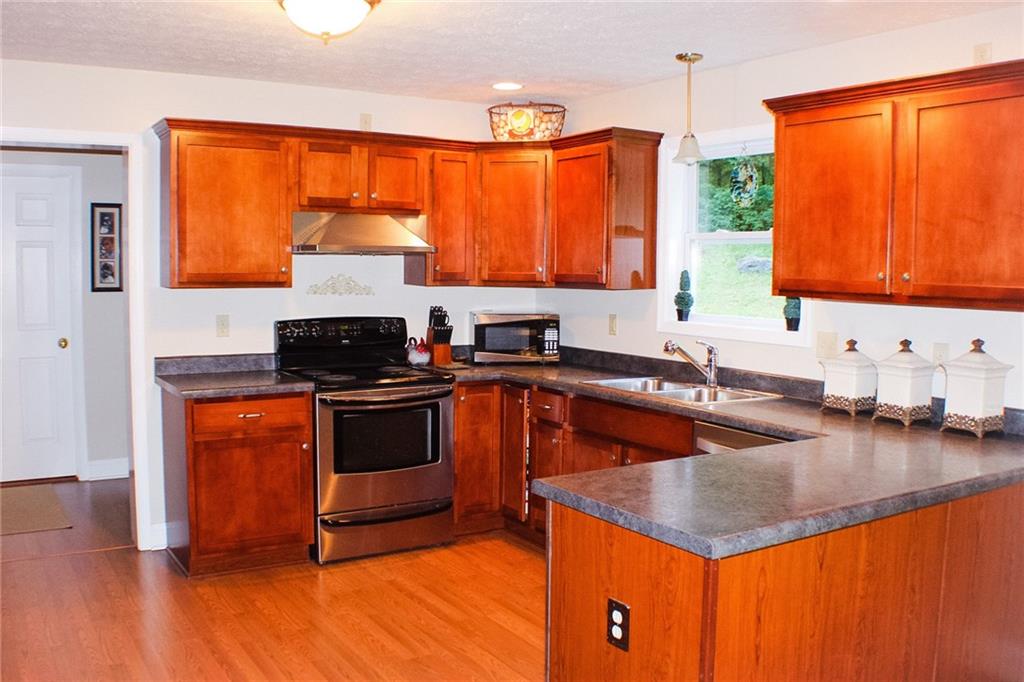 115 Ferguson Road Boyers, PA 16020 - Photo 7 of 25