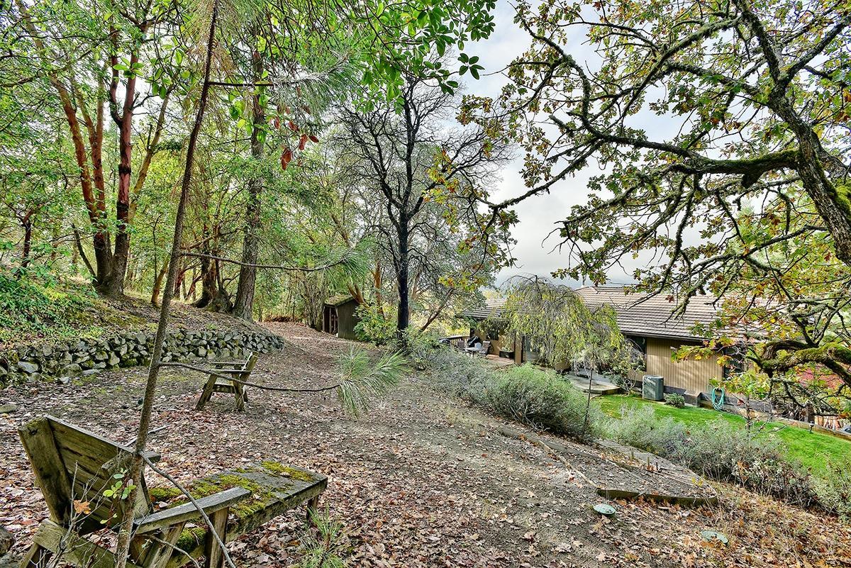 7979 Rapp Lane Talent, OR 97540 - Photo 3 of 35 Additional Photo
