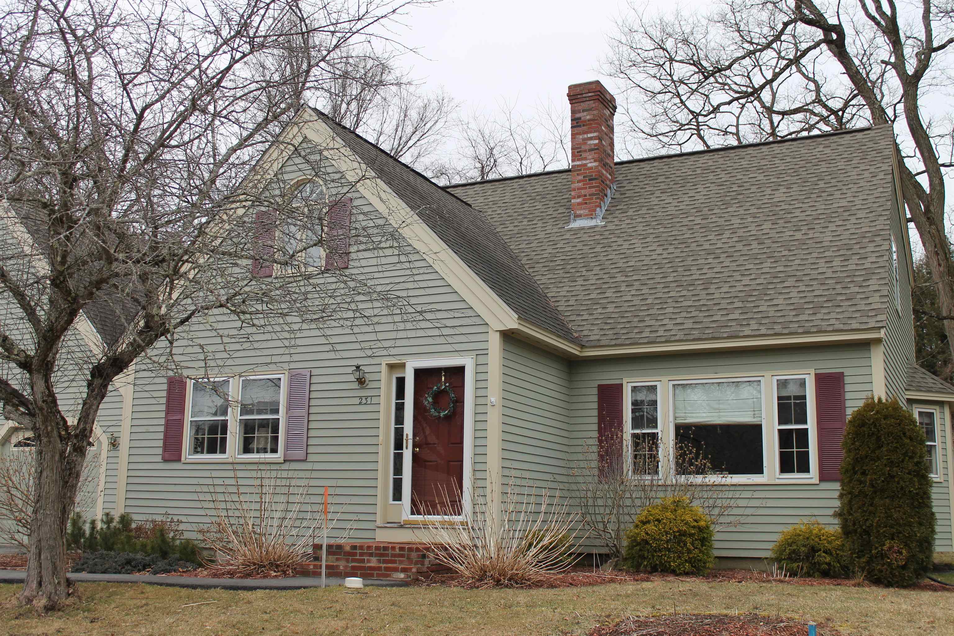 231 Winding Pond Road Londonderry, NH 03053 - Photo 13 of 40