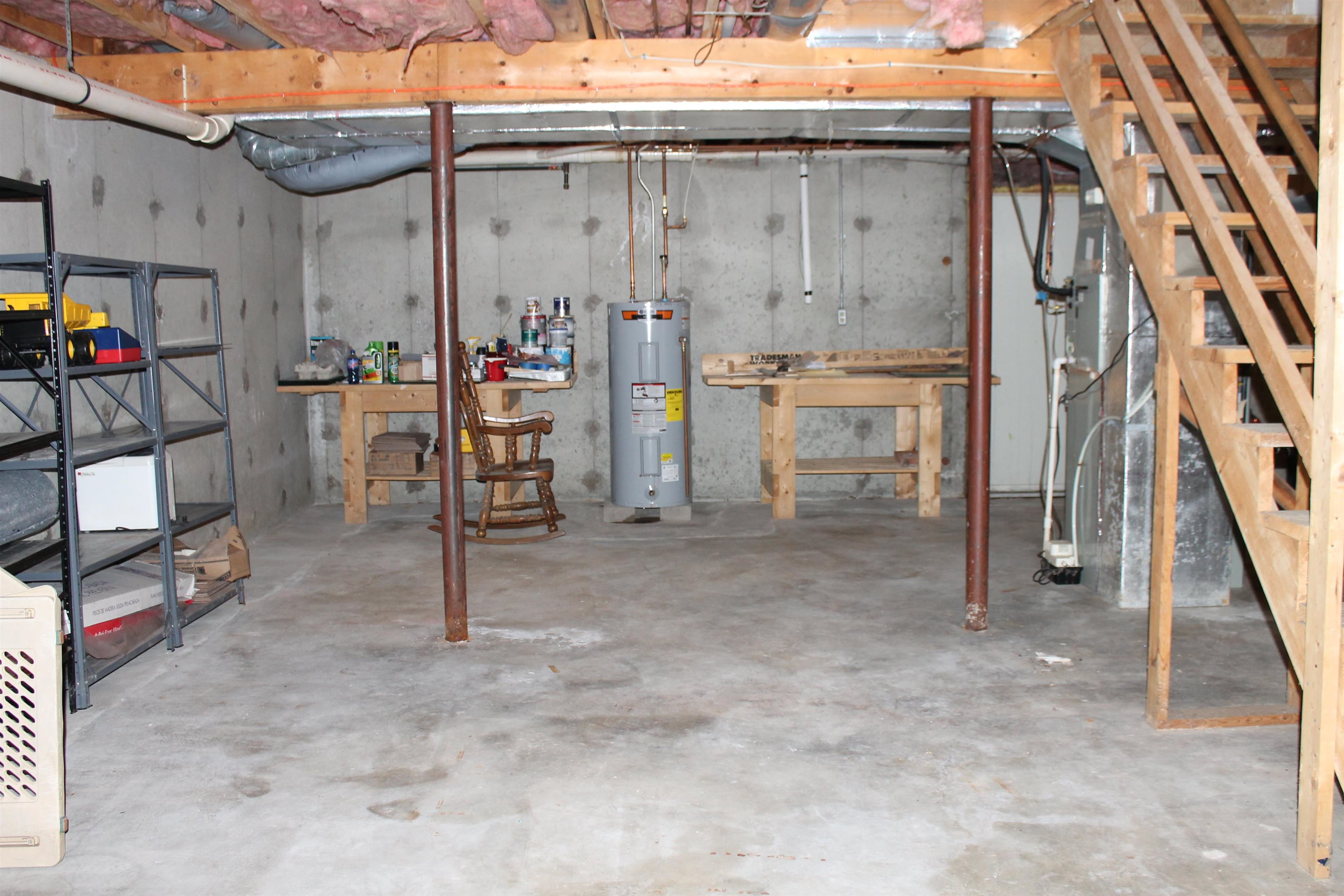 231 Winding Pond Road Londonderry, NH 03053 - Photo 27 of 40