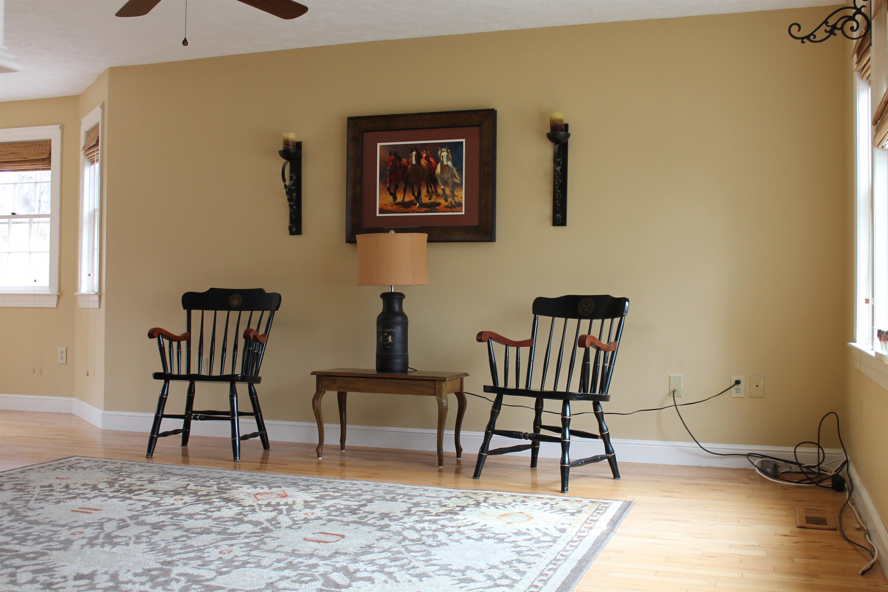 231 Winding Pond Road Londonderry, NH 03053 - Photo 3 of 40