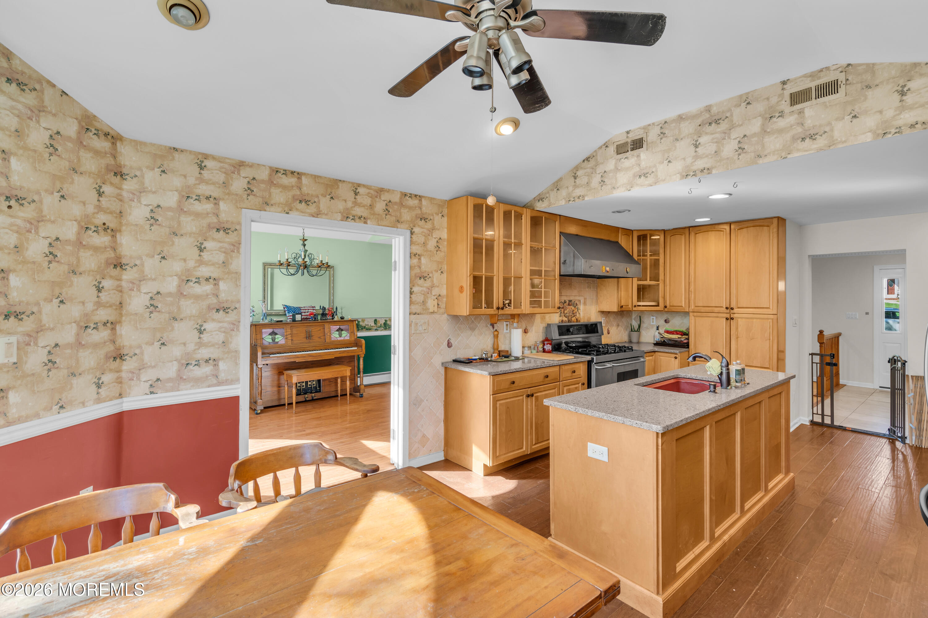 42 Crest Drive Basking Ridge, NJ 07920 - Photo 15 of 59 22-print-_CMP0061