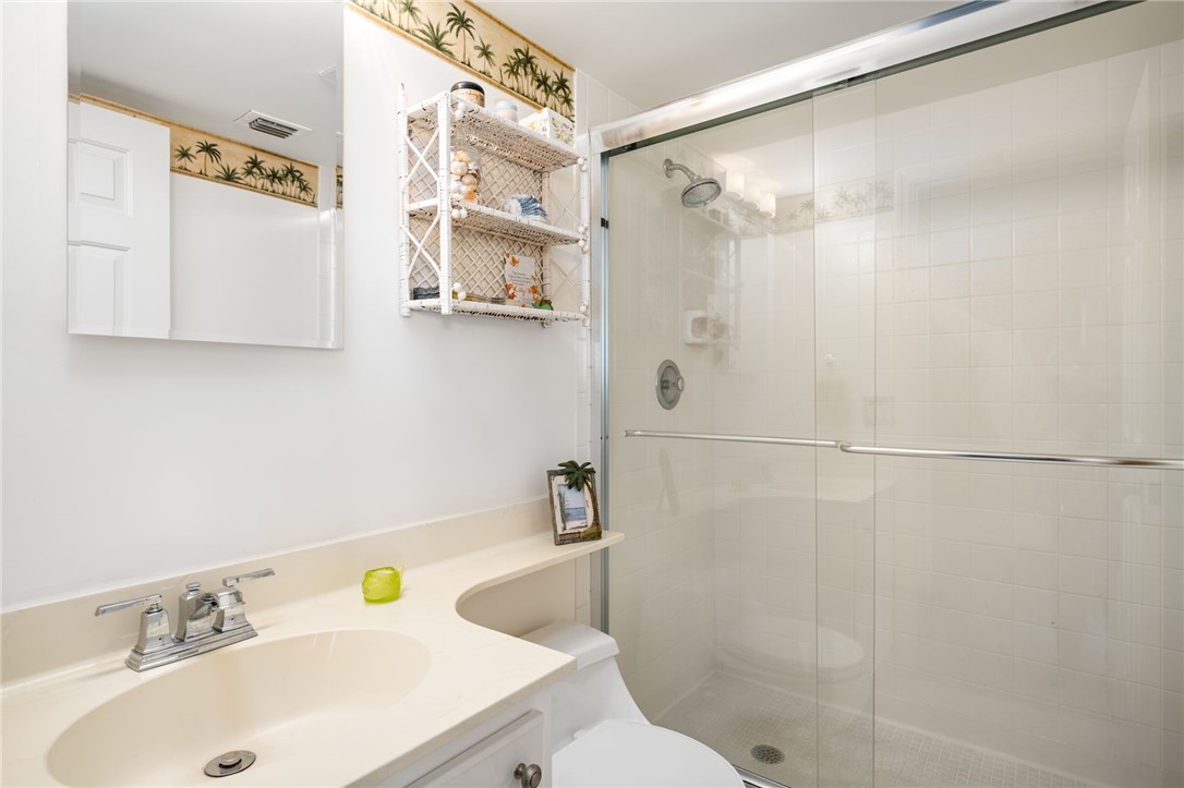 1150 Reef Road, Unit B24 Vero Beach, FL 32963 - Photo 22 of 35