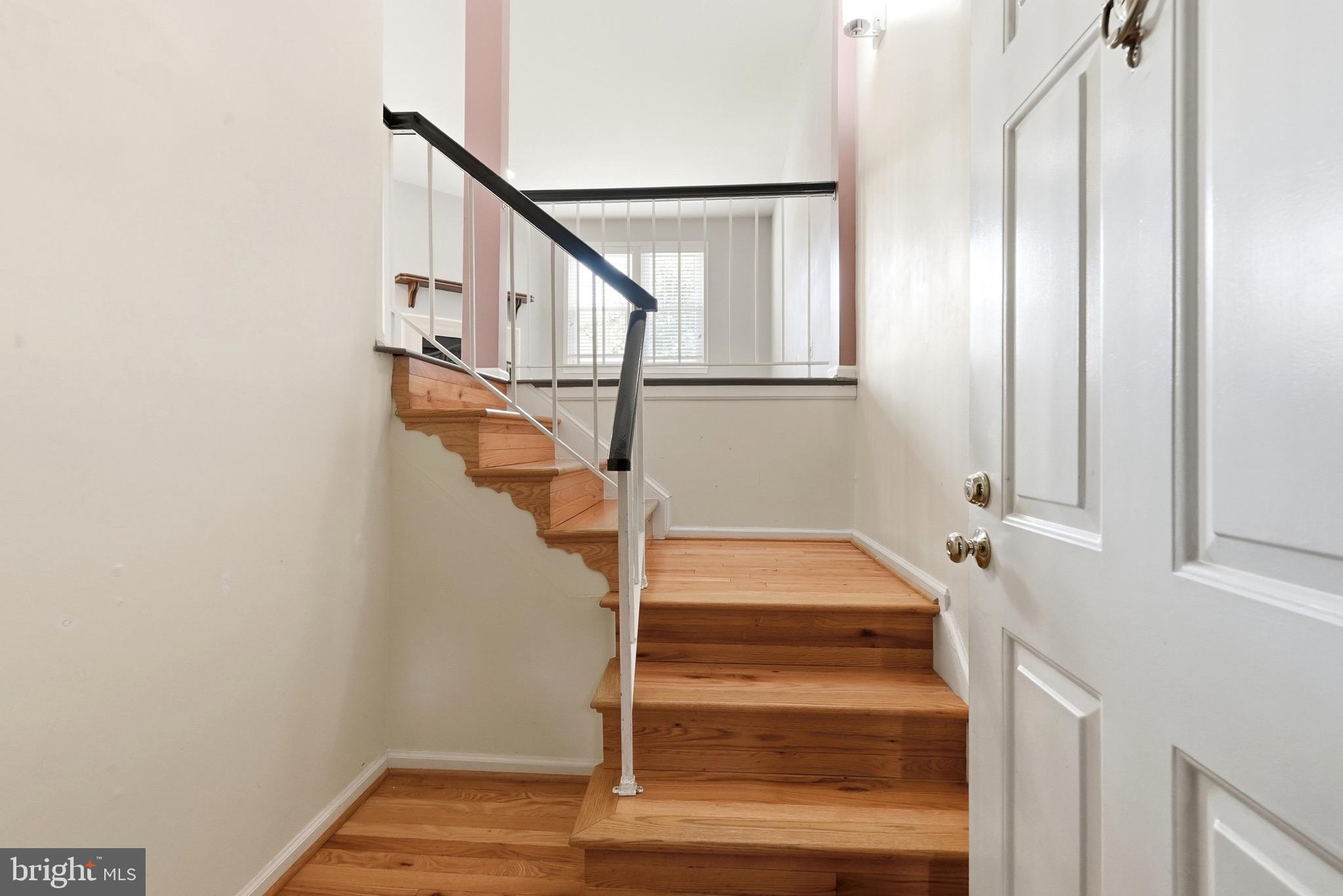 12891 Grays Pointe Road, Unit 12891B Fairfax, VA 22033 - Photo 6 of 23