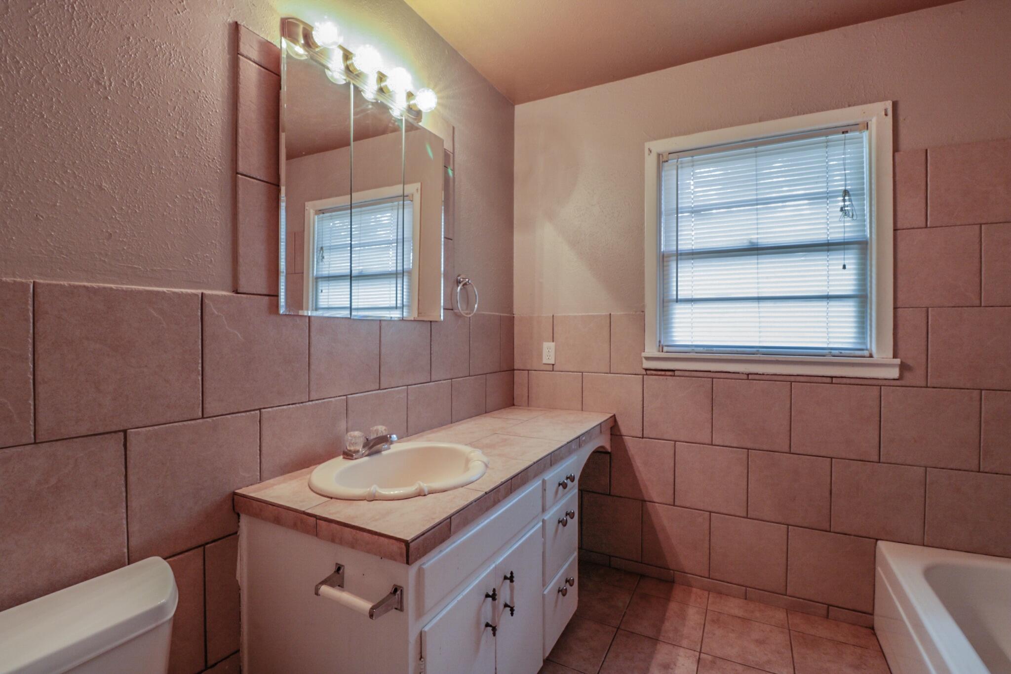 4103 17th Street, Unit A Lubbock, TX 79416 - Photo 4 of 6 Photo Aug 07, 10 29 48 AM