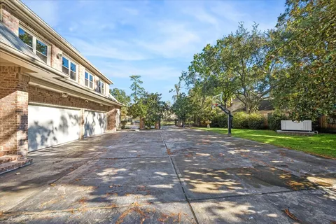 $4,995,000 | 223 Heritage Oaks Lane, Houston, TX 77024