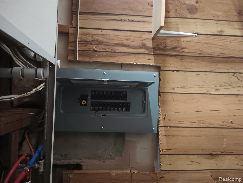22134 Wick Road Taylor, MI 48180 - Photo 27 of 31