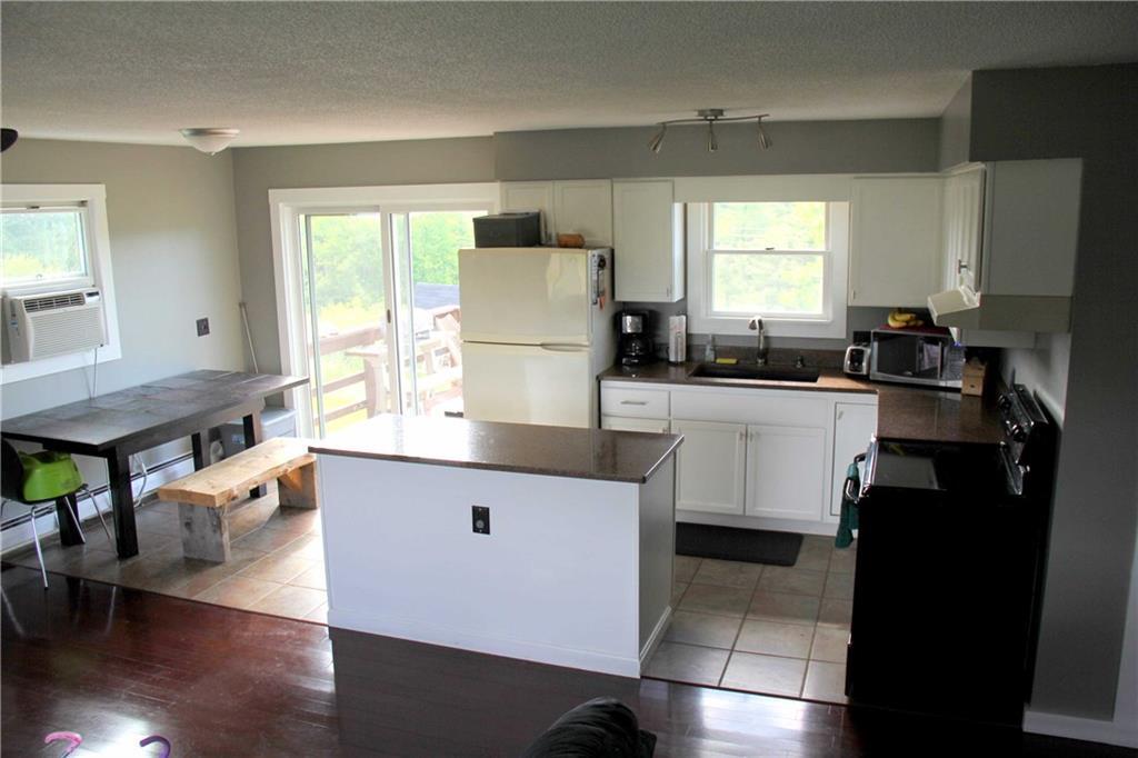 11 Old County Road Wiscasset, ME 04578 - Photo 5 of 25 Photo