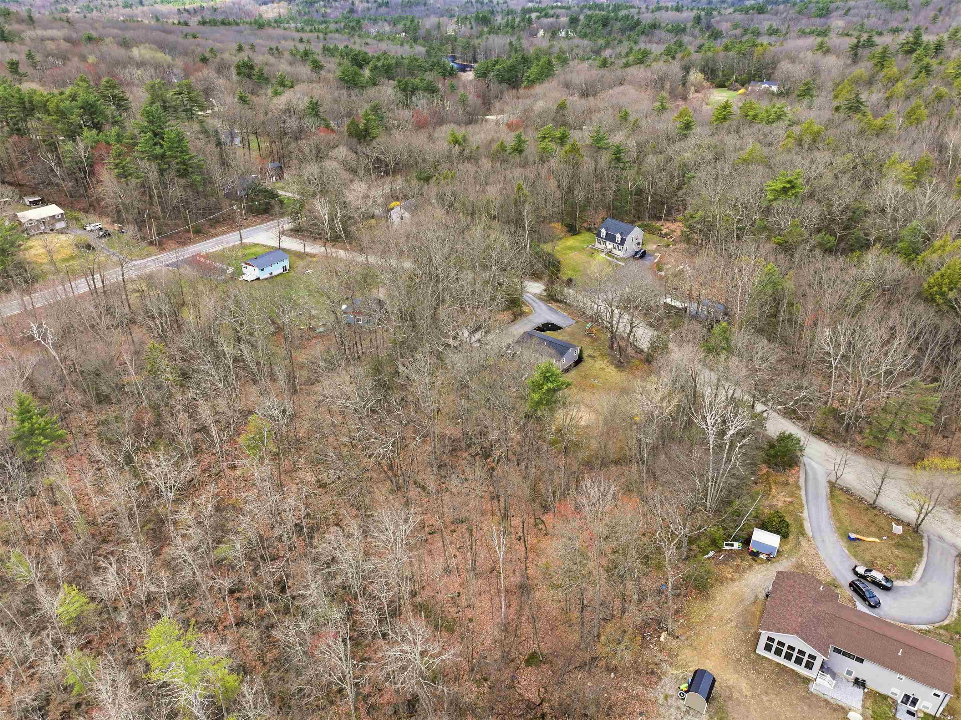 9 Tuttle Road Bedford, NH 03110 - Photo 12 of 39 Gallery Image 12