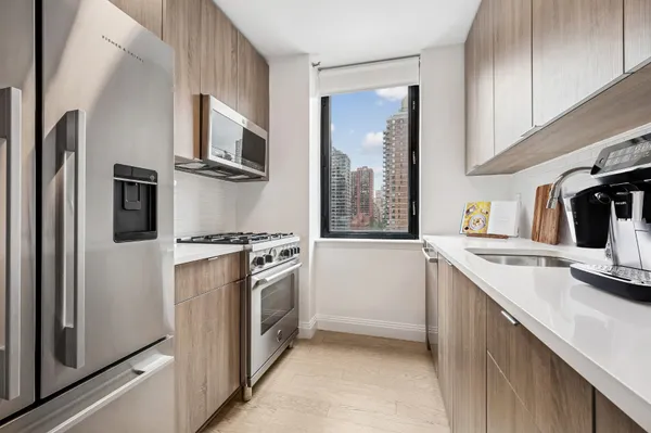 $6,800 | 345 East 94th Street, Unit 26E | Upper East Side