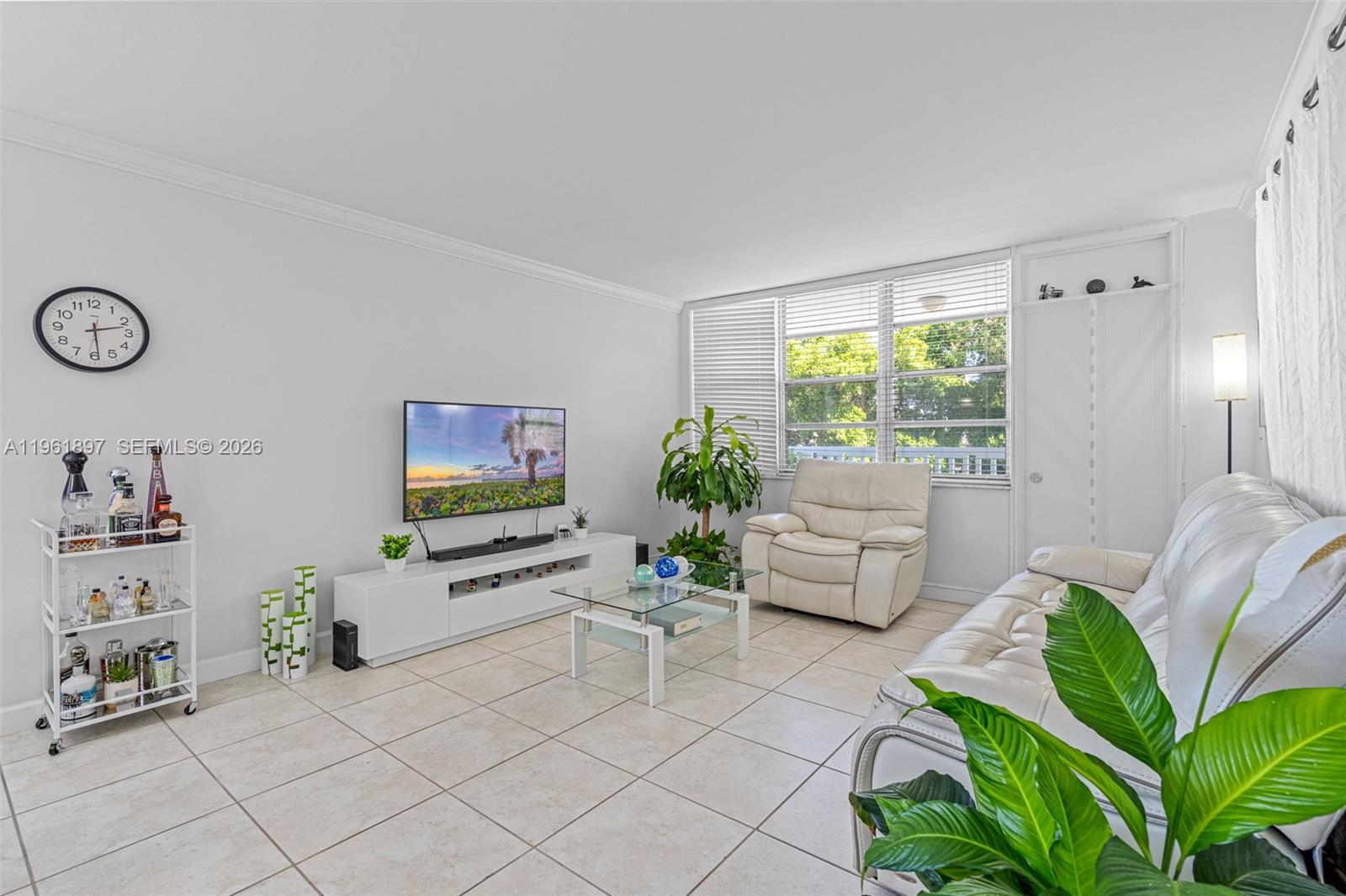 2016 Bay Drive, Unit 203 Miami Beach, FL 33141 - Photo 10 of 47