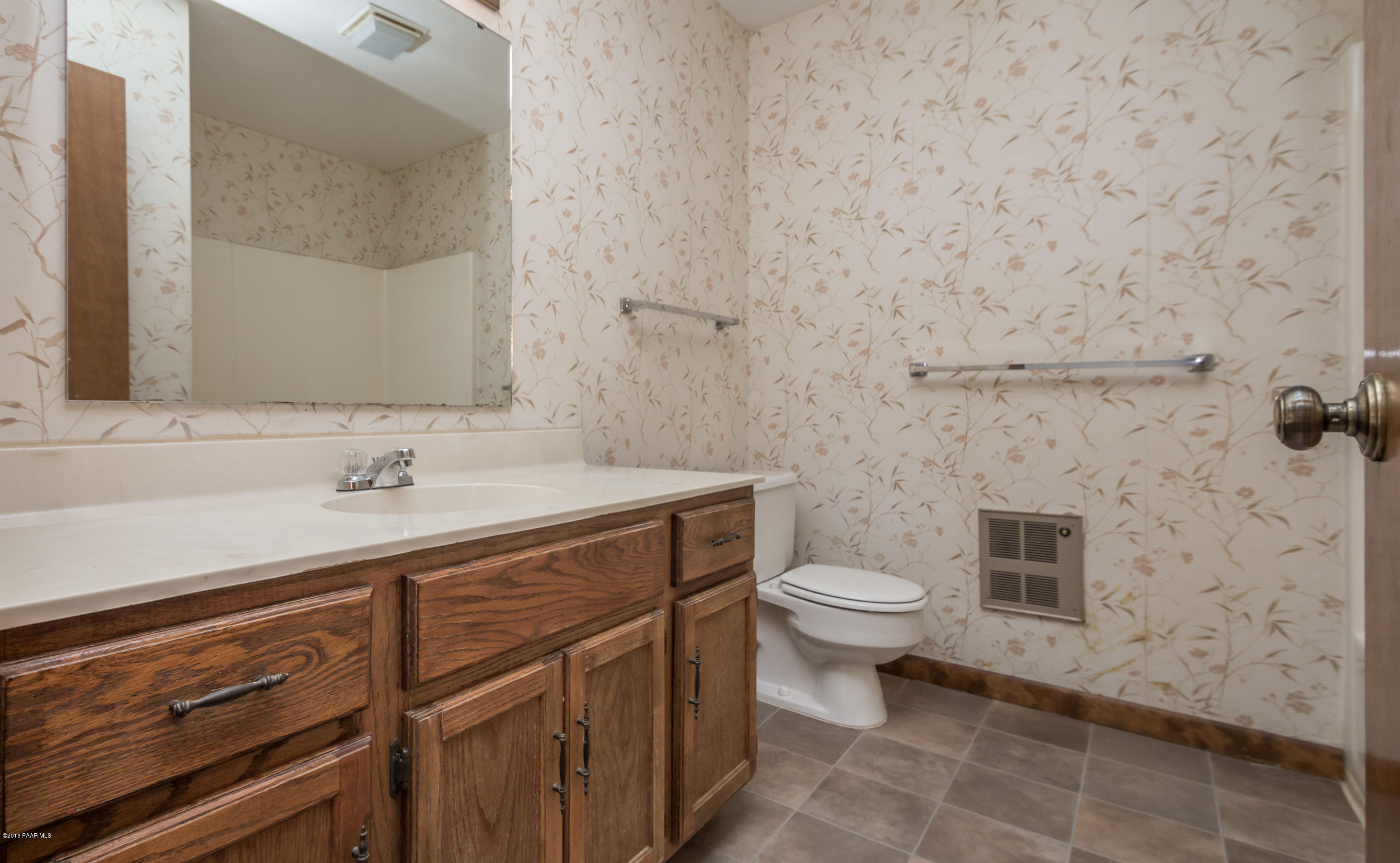 1242 Stetson Road, Unit 24 Prescott, AZ 86303 - Photo 10 of 16 010_Bathroom