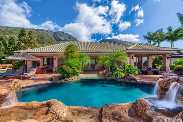 $16,500 | 972 Kai Hele Ku Street, Unit A, Lahaina, HI 96761