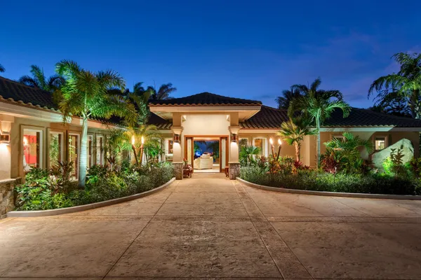 $16,500 | 972 Kai Hele Ku Street, Unit A, Lahaina, HI 96761