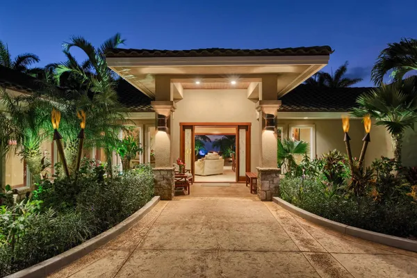 $16,500 | 972 Kai Hele Ku Street, Unit A, Lahaina, HI 96761