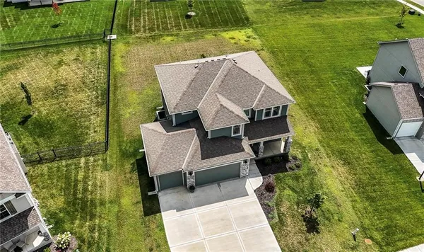 $550,000 | 11415 Orchard Drive, Kearney, MO 64060