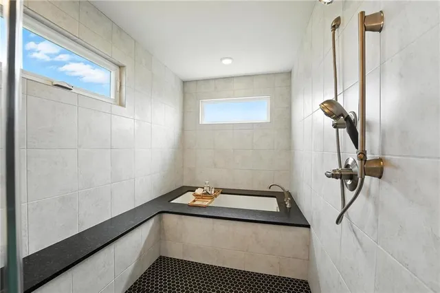 $565,000 | 11415 Orchard Drive, Kearney, MO 64060