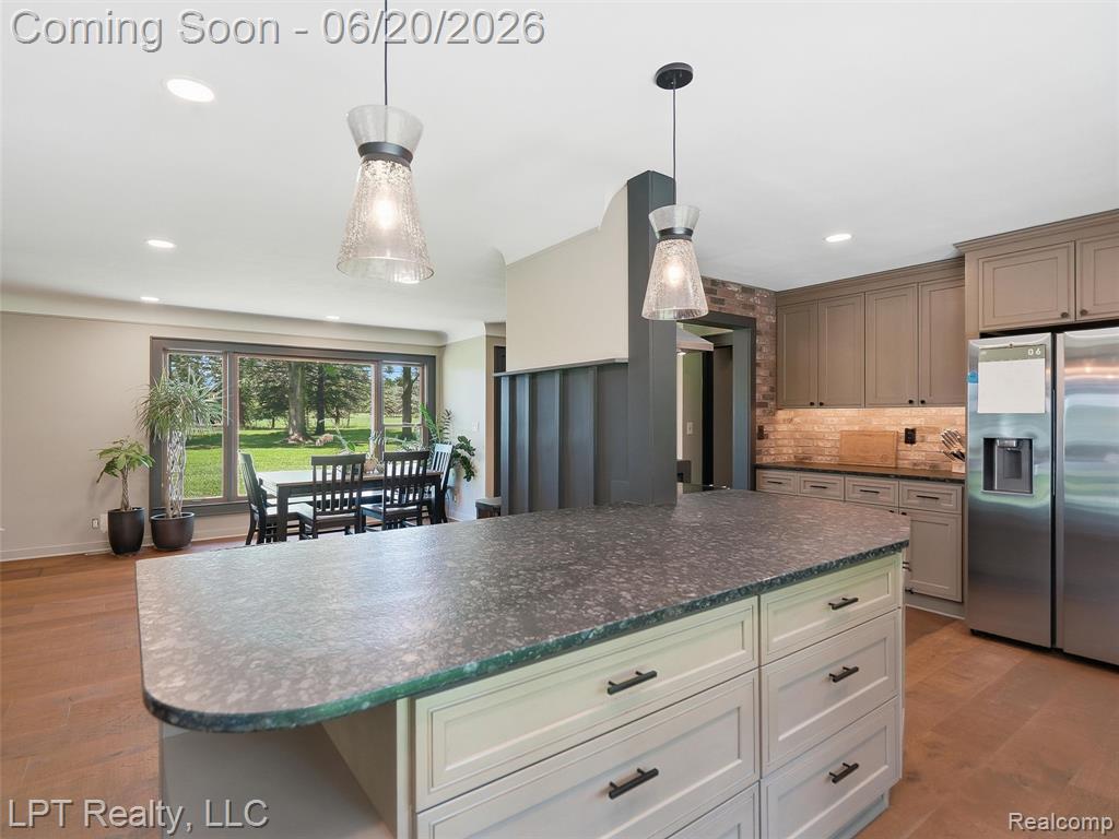 3700 Napier Road Canton, MI 48187 - Photo 13 of 27