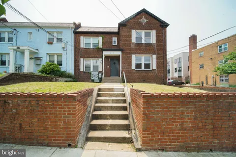 $1,100,000 | 413 Evarts Street Northeast, Washington, DC 20017