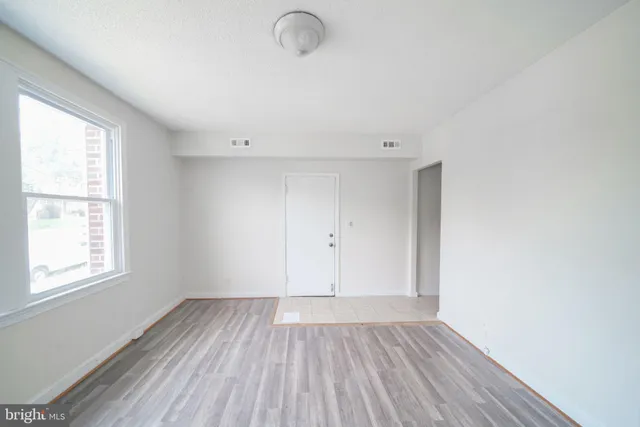 $999,999 | 413 Evarts Street Northeast, Washington, DC 20017