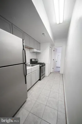 $999,999 | 413 Evarts Street Northeast, Washington, DC 20017