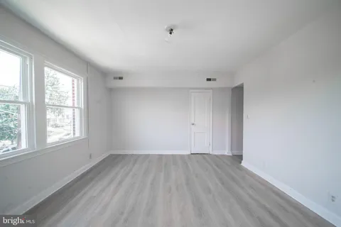 $1,100,000 | 413 Evarts Street Northeast, Washington, DC 20017