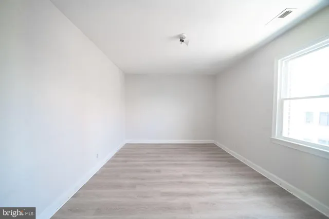 $999,999 | 413 Evarts Street Northeast, Washington, DC 20017