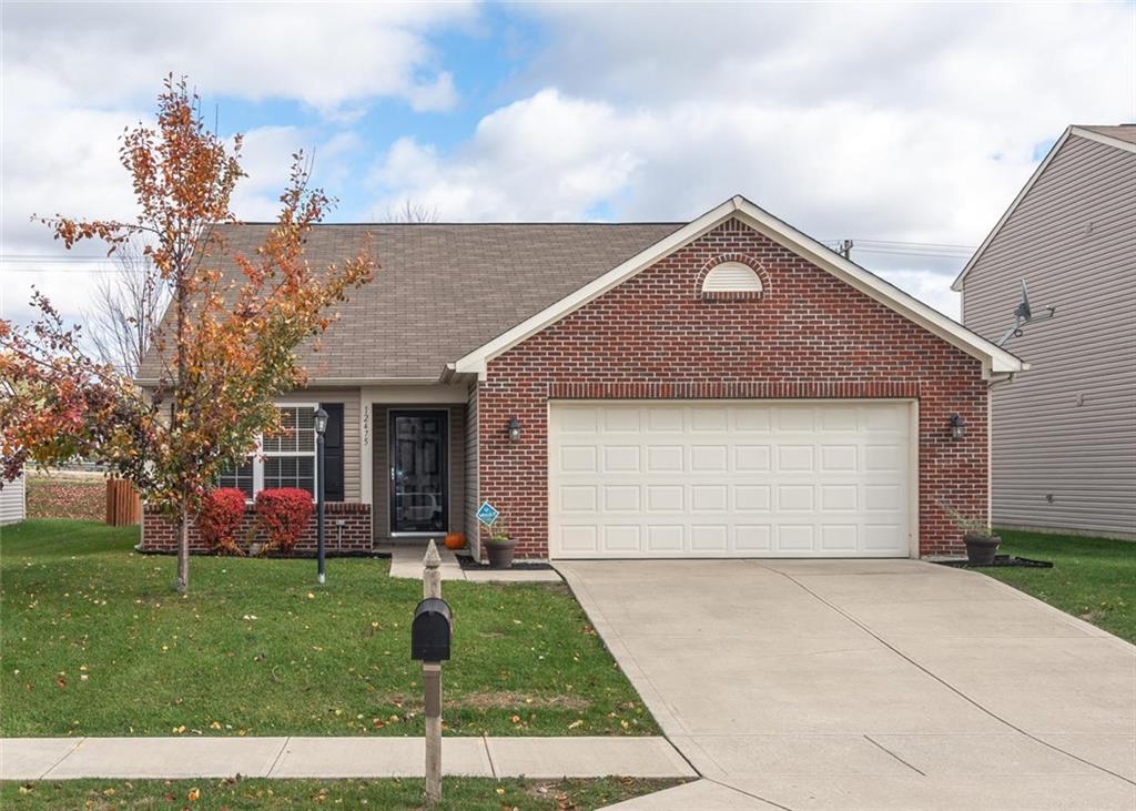 12475 Schoolhouse Road Fishers, IN 46037 - Photo 1 of 30 Gallery Image 1