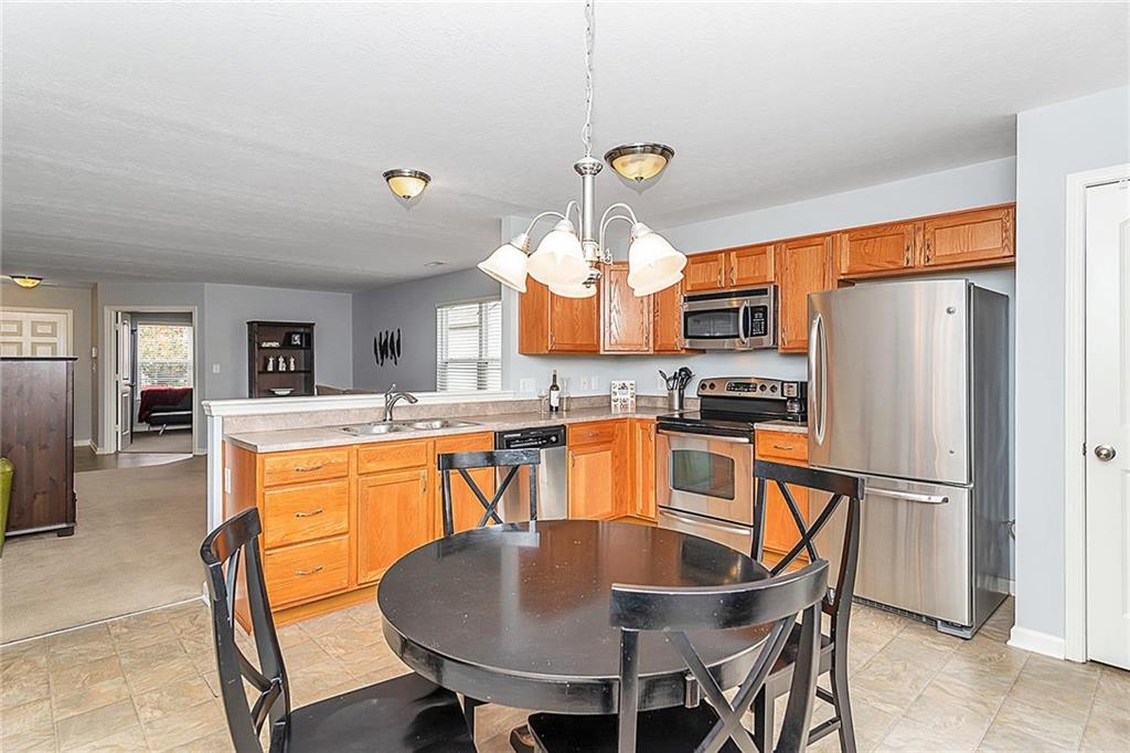 12475 Schoolhouse Road Fishers, IN 46037 - Photo 12 of 30 Gallery Image 12