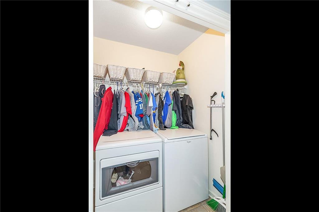 12475 Schoolhouse Road Fishers, IN 46037 - Photo 26 of 30 Gallery Image 26