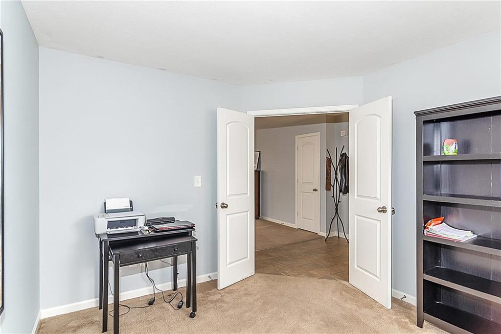 12475 Schoolhouse Road Fishers, IN 46037 - Photo 5 of 30 Gallery Image 5