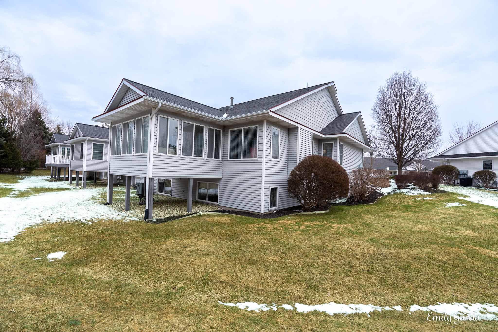 1361 East Point Ridge Holland, MI 49423 - Photo 2 of 41 1361 E Pointe Ridge-03