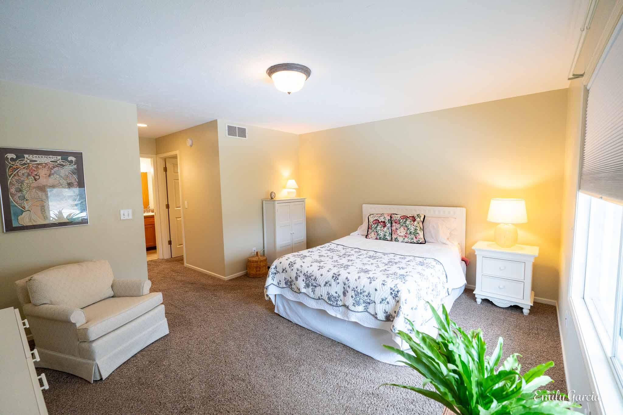 1361 East Point Ridge Holland, MI 49423 - Photo 25 of 41 1361 E Pointe Ridge-34