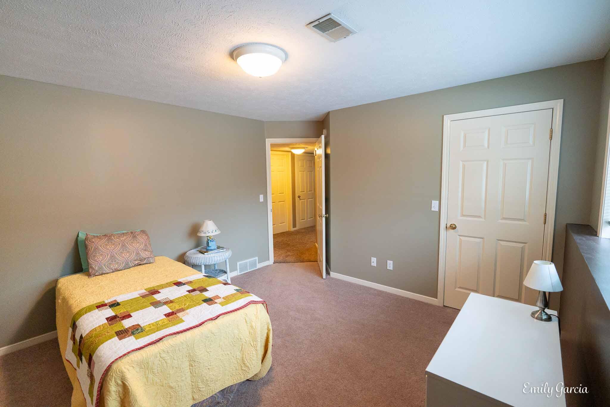 1361 East Point Ridge Holland, MI 49423 - Photo 31 of 41 1361 E Pointe Ridge-22