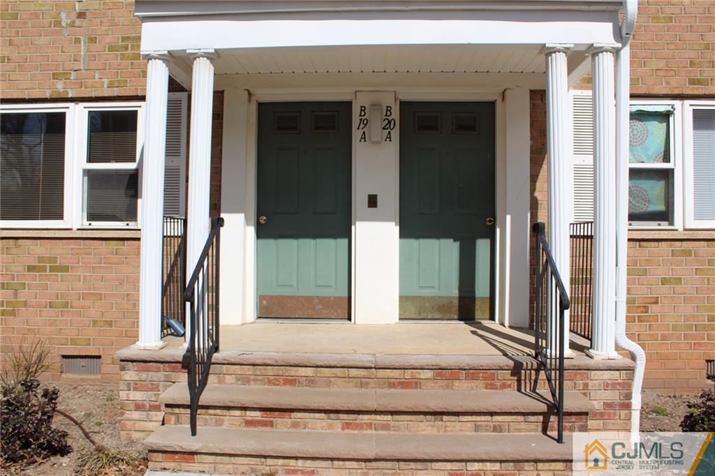 170 Evergreen Road, Unit 19A Metuchen, NJ 08840 - Photo 1 of 22 Gallery Image 1