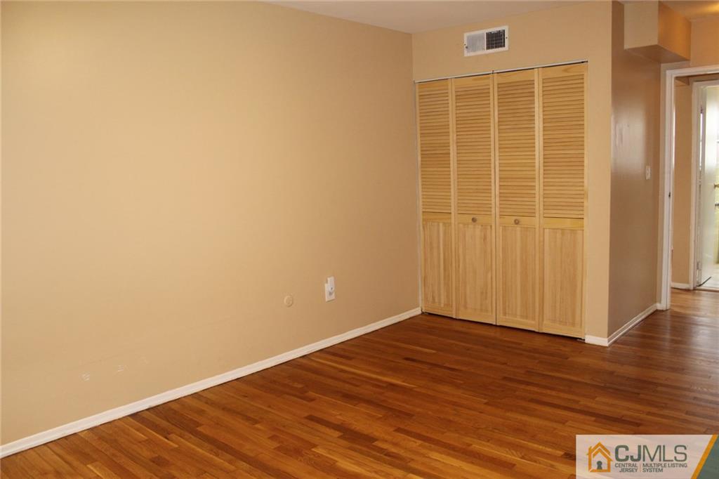 170 Evergreen Road, Unit 19A Metuchen, NJ 08840 - Photo 19 of 22 Gallery Image 19